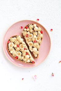 Tarte praliné, caramello e cioccolato