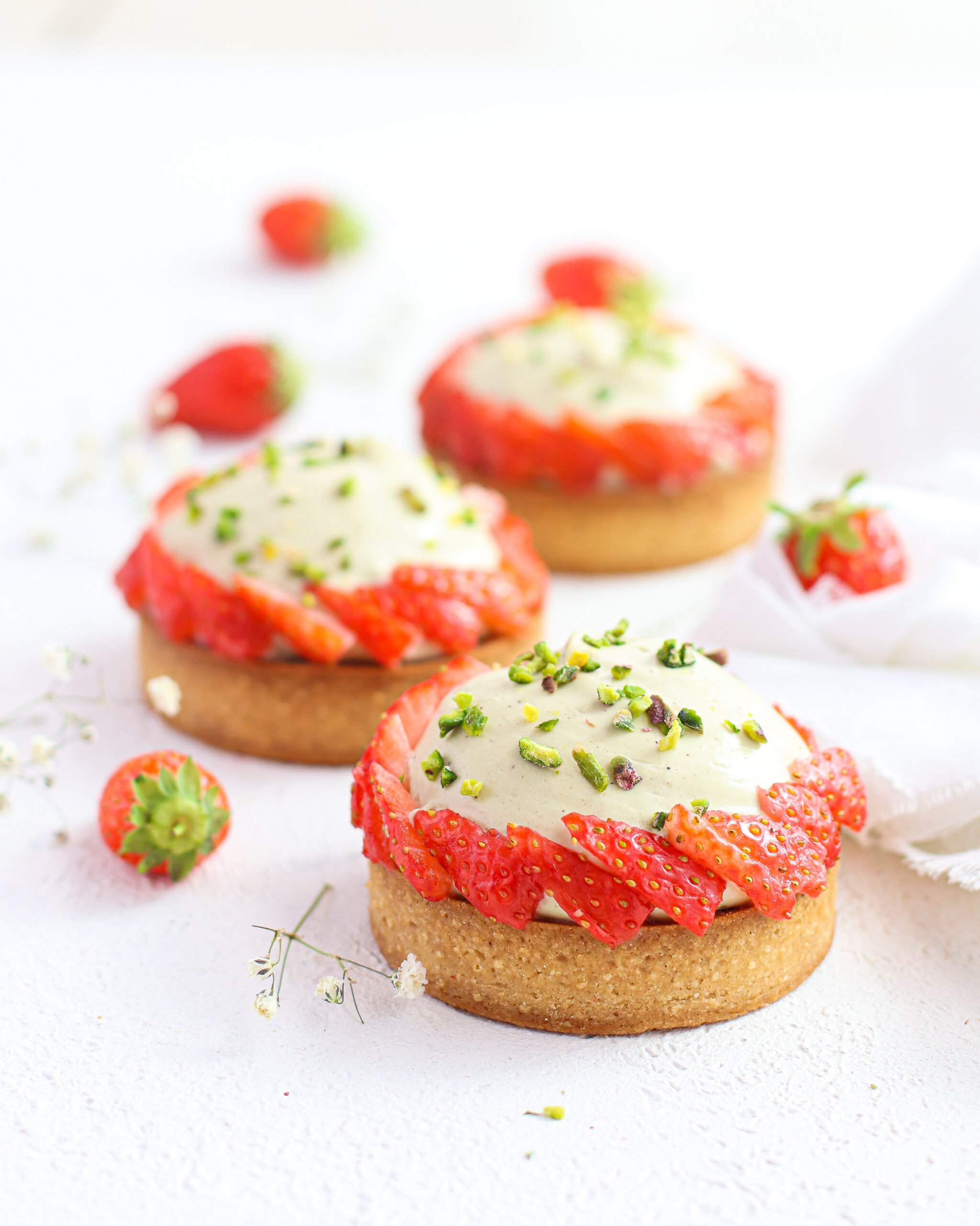 tartellette fragole e pistacchio