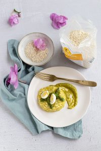 risotto con crema di asparagi e uova di quaglia